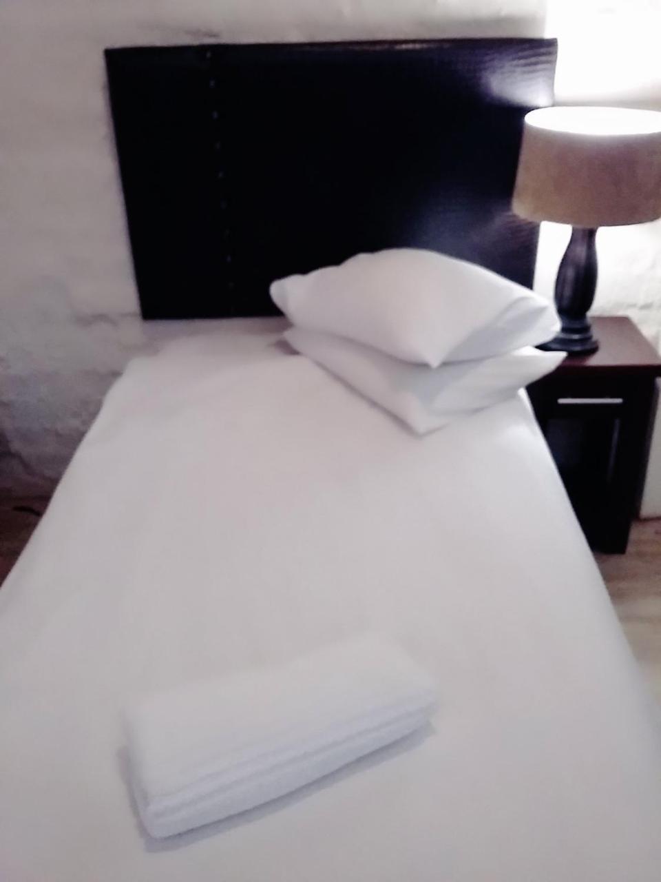 Bains Lodge Блумфонтейн Экстерьер фото